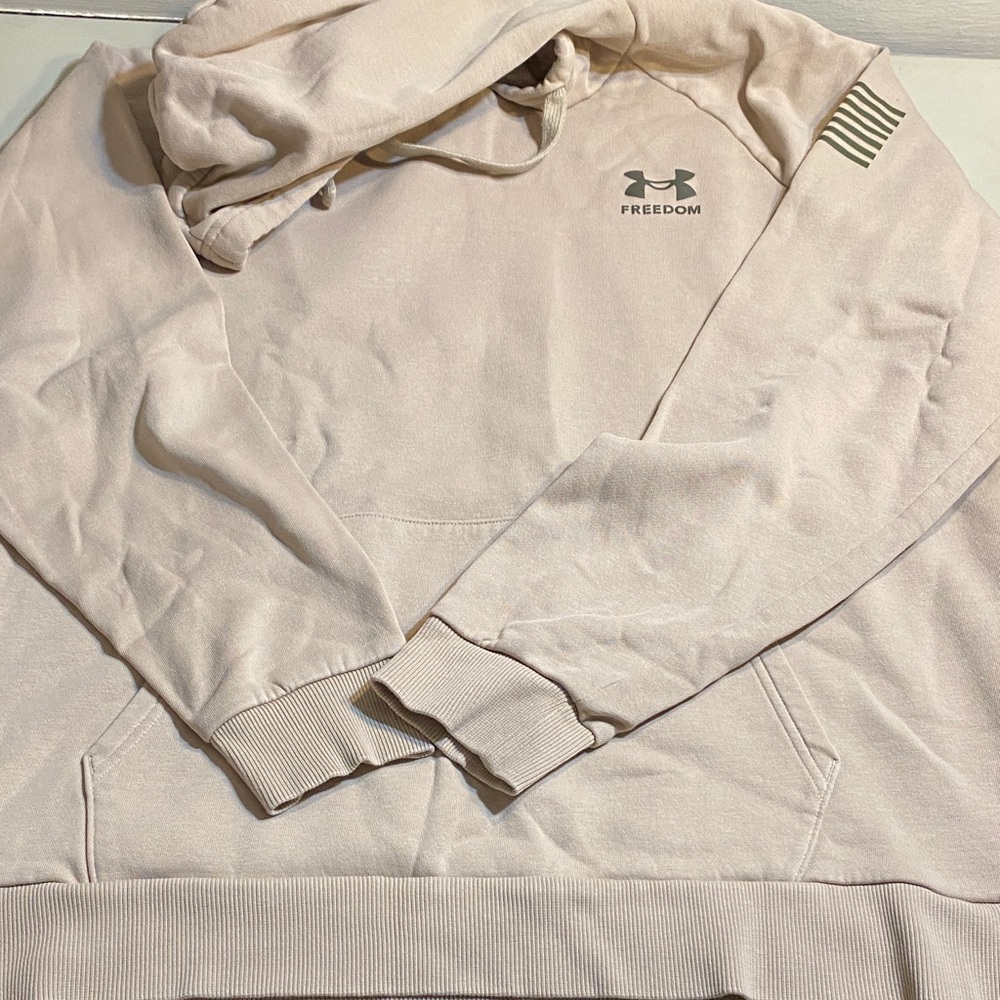 Under Armour Men's Crewneck Hoodie in Light Pink with 'Freedom' Logo